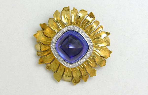 18kt. yellow gold and Platinum tanzanite and diamond brooch