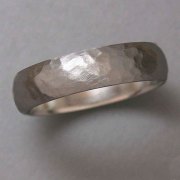 Band 2-6: Random hammered texture on a white gold band