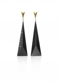 18karat YG _ Whitby Jet Earrings set with Black Diamonds