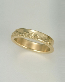 Mountain Bands 1-9: 14kt. yellow gold Boulder Peaks Mountain Band