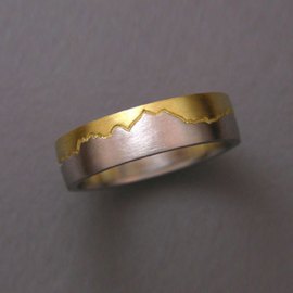 Mountain Bands 1-7: Platinum and 18kt. yellow gold Twin Peaks Skyline Ring