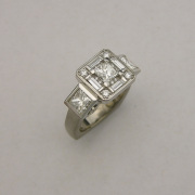 14k White gold & Princess cut Diamond ring with Baguette Halo