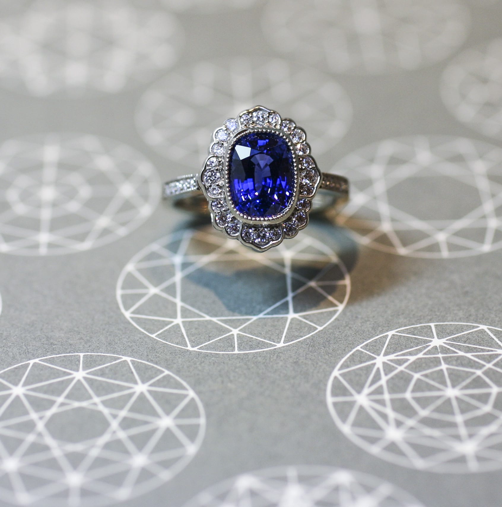 💍 Princess Diana/KateMiddleton signature engagement ring (resizable) | Kate  middleton engagement ring, Sterling silver bands, Engagement rings